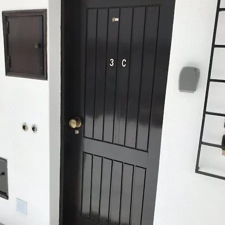 Alexa T2, Center Two Bedrooms Self Check-in Apartmán