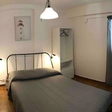 Alexa T2, Center Two Bedrooms Self Check-in Apartmán Albufeira