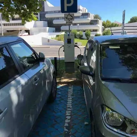 Alexa T2, Center Two Bedrooms Self Check-in דירה